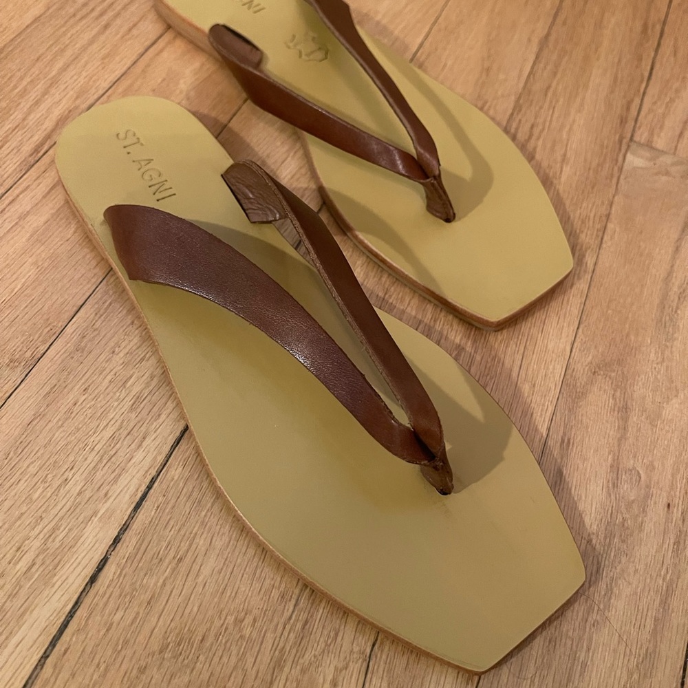 At. Agni Basik Slide Brown EU 39 US size 8